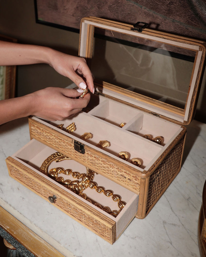 Nature's Elegance Rattan Jewellery Box - Casa di Lei