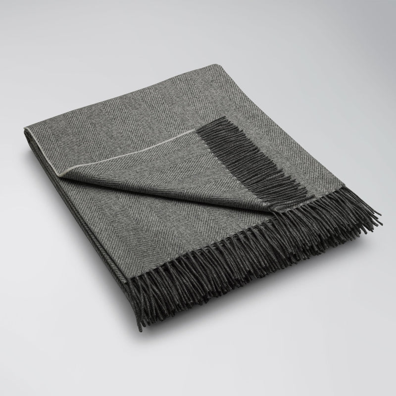 Caro Throw